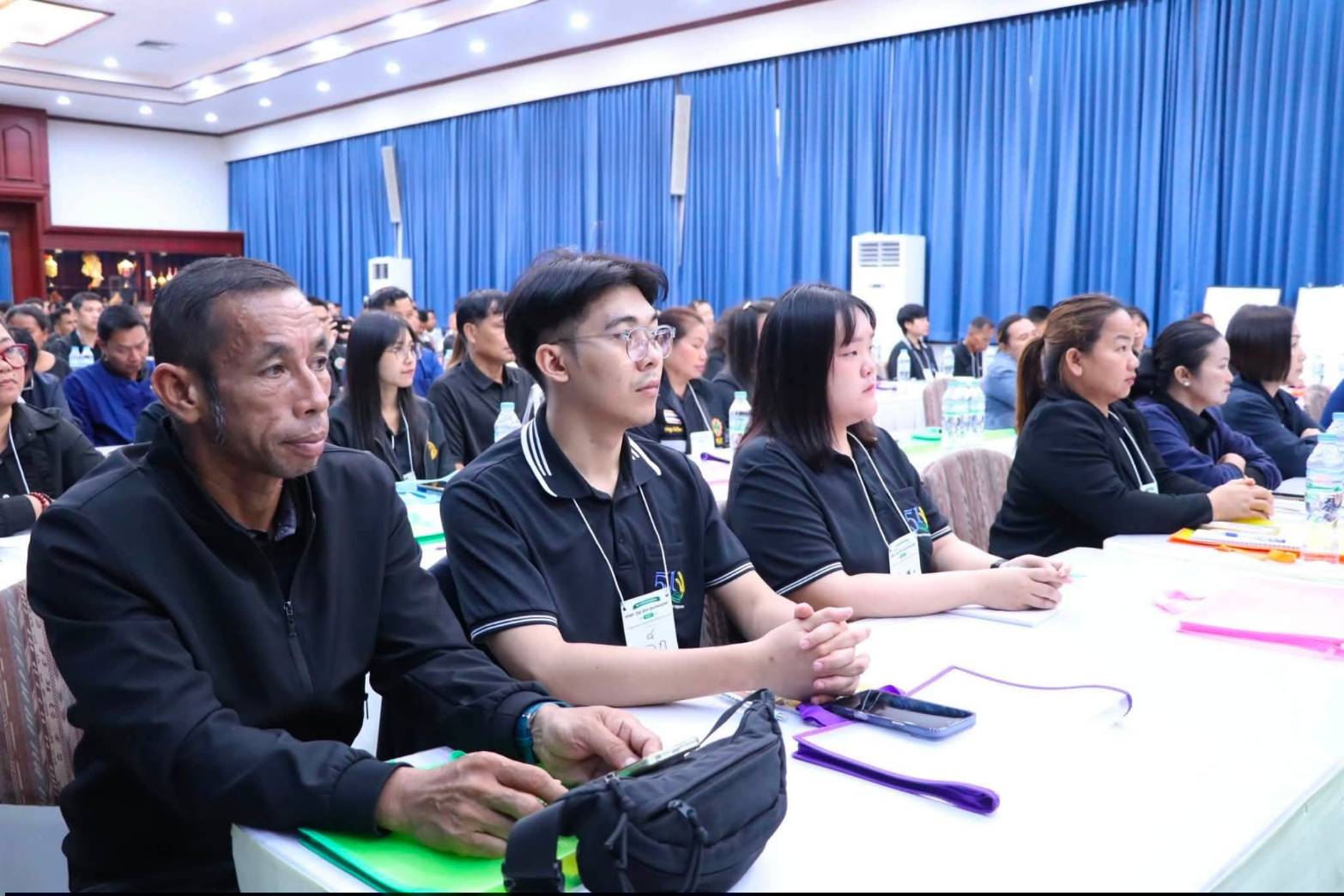 title - เลขาธิการสำนักงานการปฏิรูปที่ดินเพื่อเกษตรกรรม เป็นประธานในพิธีเปิดโครงการฝึกอบรมเชิงปฏิบัติการ หลักสูตร “รู้ปลูก รู้รักษา รู้คุณค่าของหญ้าแฝก” ระยะที่ 2 ภายใต้โครงการพัฒนาและรณรงค์การใช้หญ้าแฝกอันเนื่องมาจากพระราชดำริ ประจำปีงบประมาณ พ.ศ. 2569 ณ ศูนย์ส่งเสริมและพัฒนาอาชีพเสริมนอกภาคการเกษตร (ศพส.)